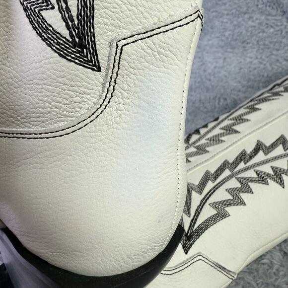Marc Fisher Ltd. Roselle Western Boot Size 6.5 Women's White Leather MSRP $329 - Picture 4 of 10